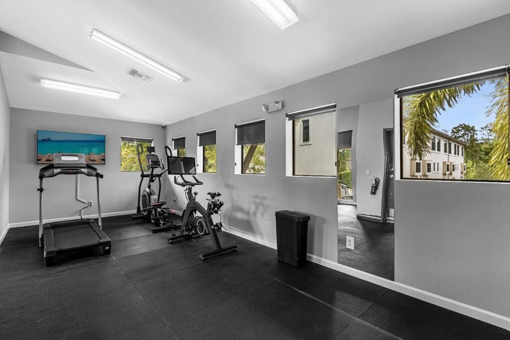 Vibrant 4Br Family Townhome 1 Mile From Disney World And Disney Springs Орландо Екстериор снимка