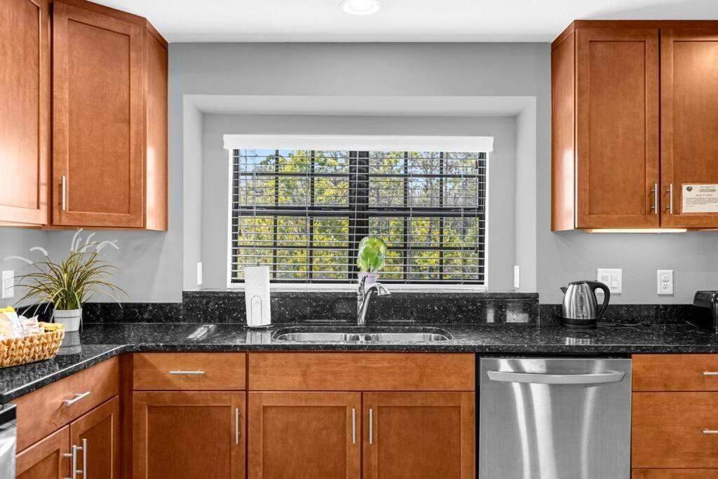 Vibrant 4Br Family Townhome 1 Mile From Disney World And Disney Springs Орландо Екстериор снимка